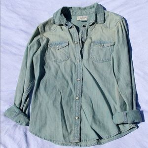 American Eagle Denim Button Up